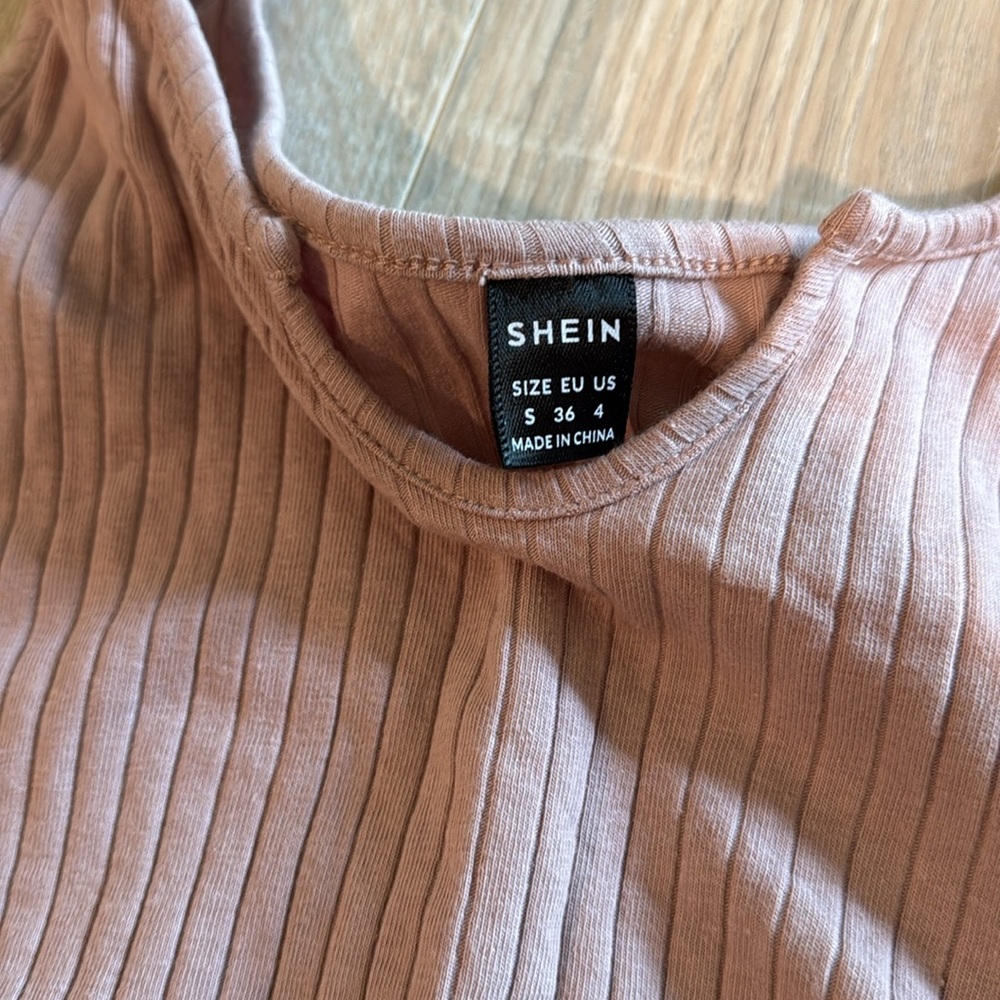SHEIN Ribbed Pink Top - Picture 4 of 4